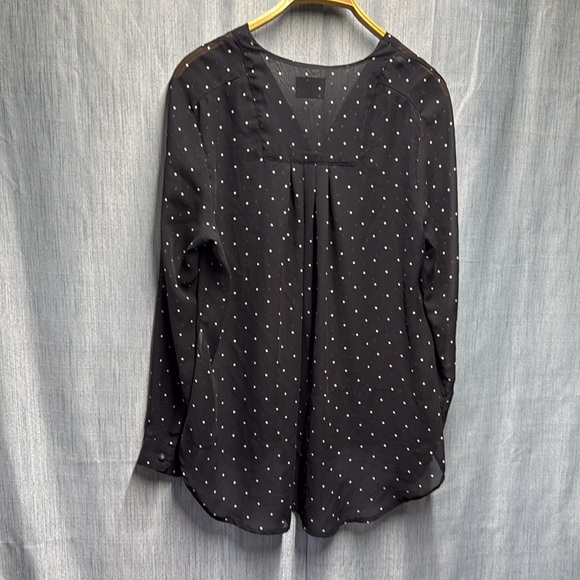 Vero Moda Black Blouse with White Dots size large - Picture 8 of 8